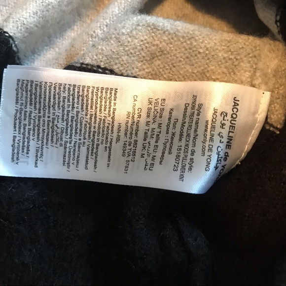 Jacqueline de Yong Nora Treats Rollneck - Picture 3 of 3